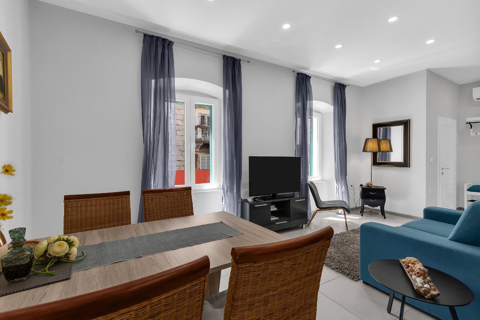 City Center Apartment Dvor Kalalarga Makarská Exteriér fotografie