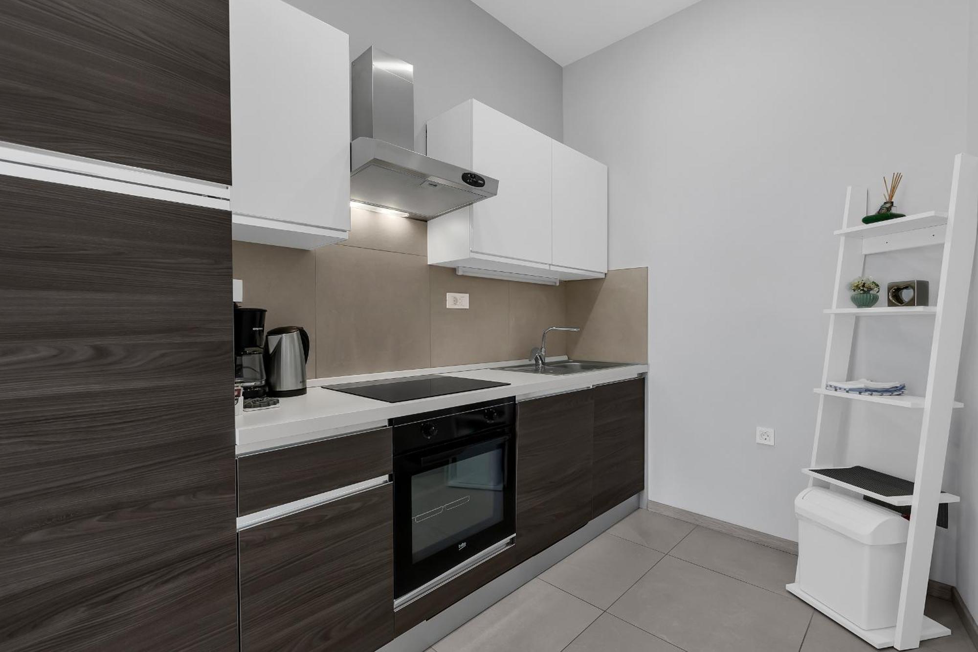 City Center Apartment Dvor Kalalarga Makarská Exteriér fotografie