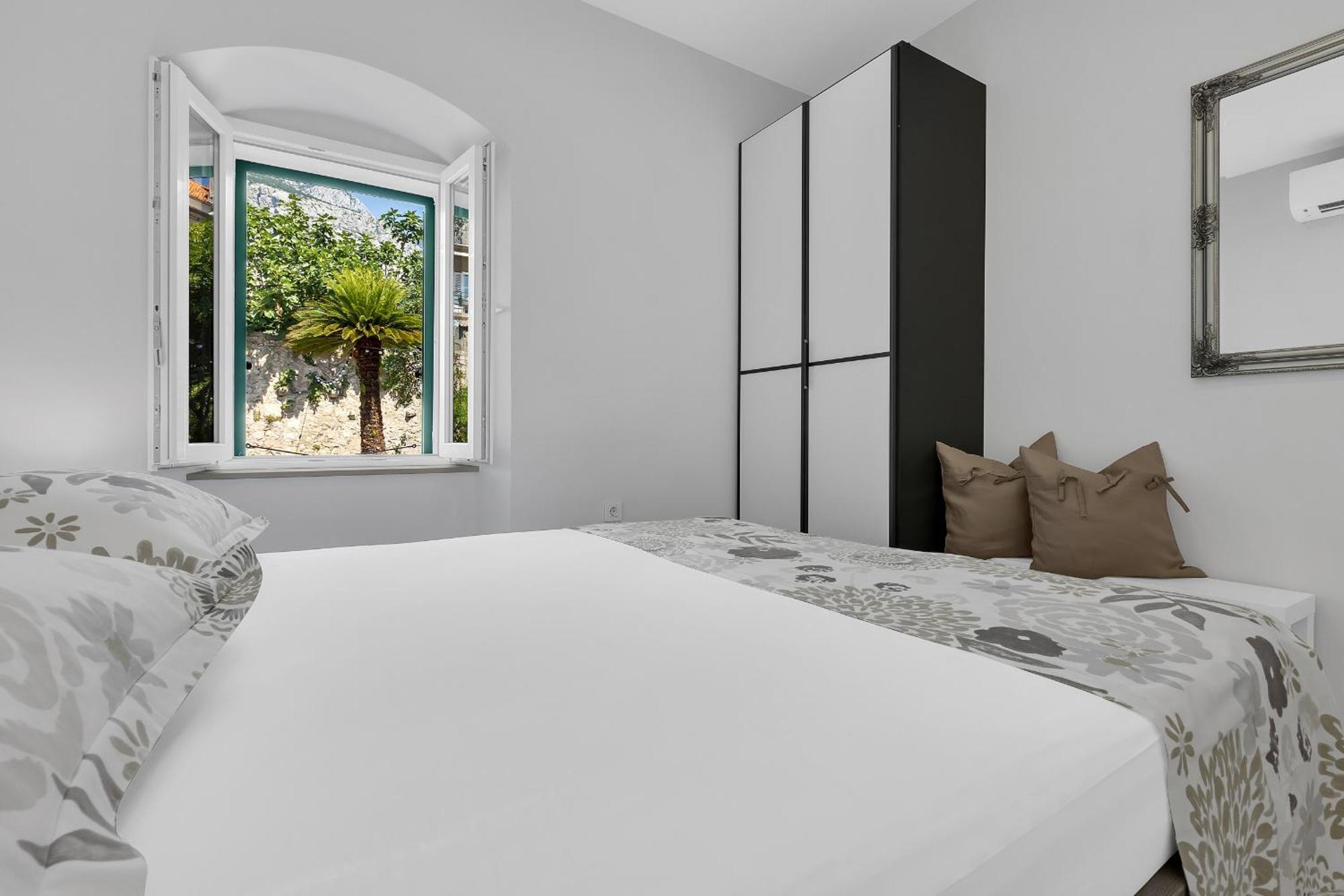 City Center Apartment Dvor Kalalarga Makarská Exteriér fotografie